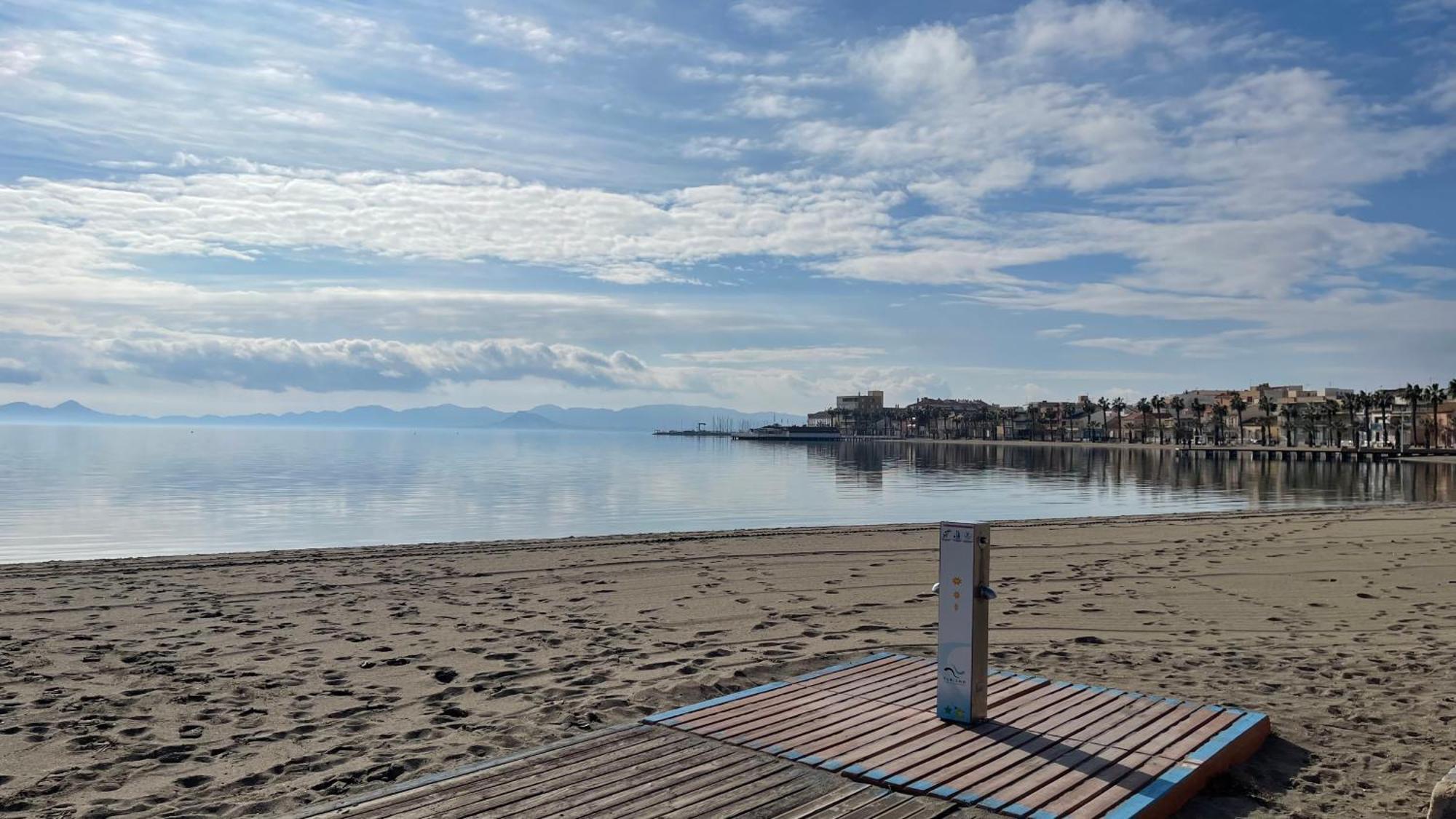 Charming Beachfront Apartment Мурсия Экстерьер фото