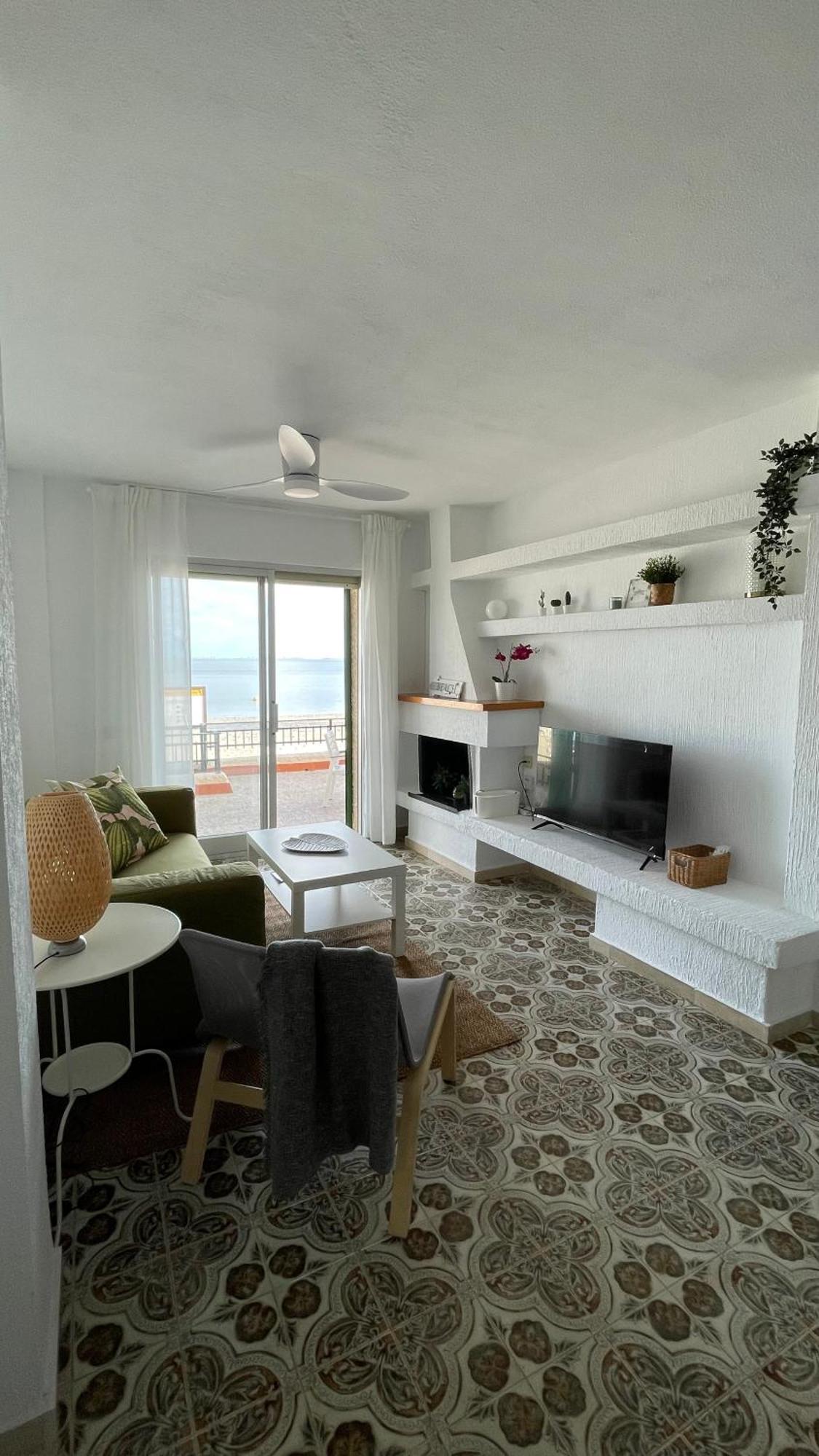 Charming Beachfront Apartment Мурсия Экстерьер фото